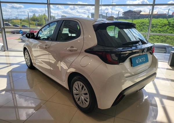 Toyota Yaris cena 84900 przebieg: 15026, rok produkcji 2022 z Mława małe 301